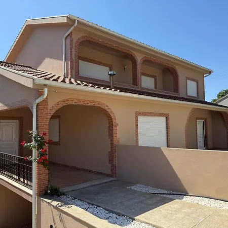 Starlite Appartement Regilde